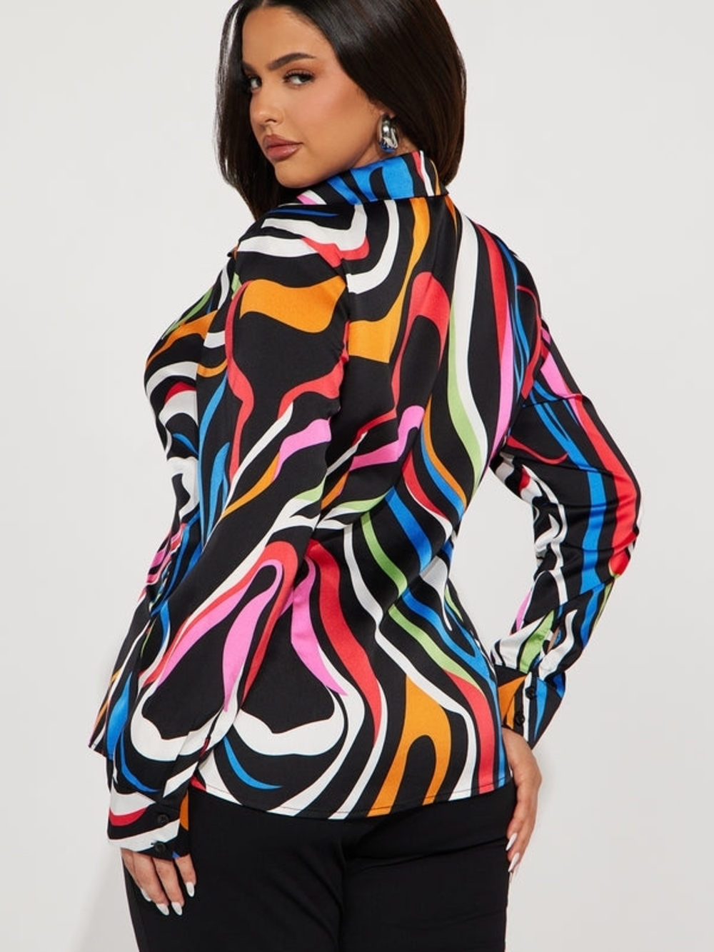 Fashion Nova Black Multicolor Wave-Print Button Down Shirt - Picture 4 of 8